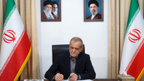 پزشکیان انتخاب رئیس جمهور جدید بنگلادش را تبریک گفت